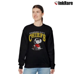 Women’s 1970s Snoopy Kansas City Chiefs Relaxed Sweatshirt in black | Soft, Laid-Back Vibe
