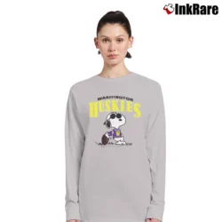 Women’s 1970s Washington Huskies Snoopy Long-Sleeve Top in sport grey | Sleek, Versatile, All-Season