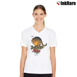 Women’s 1979 B Kliban Crazy Cat Maui Cannabis Art V-Neck Tee in white | Chic Neckline, Soft Texture