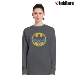 Women’s 1980s Batman Classic Logo Vintage Long-Sleeve Top in charcoal | Sleek, Versatile, All-Season