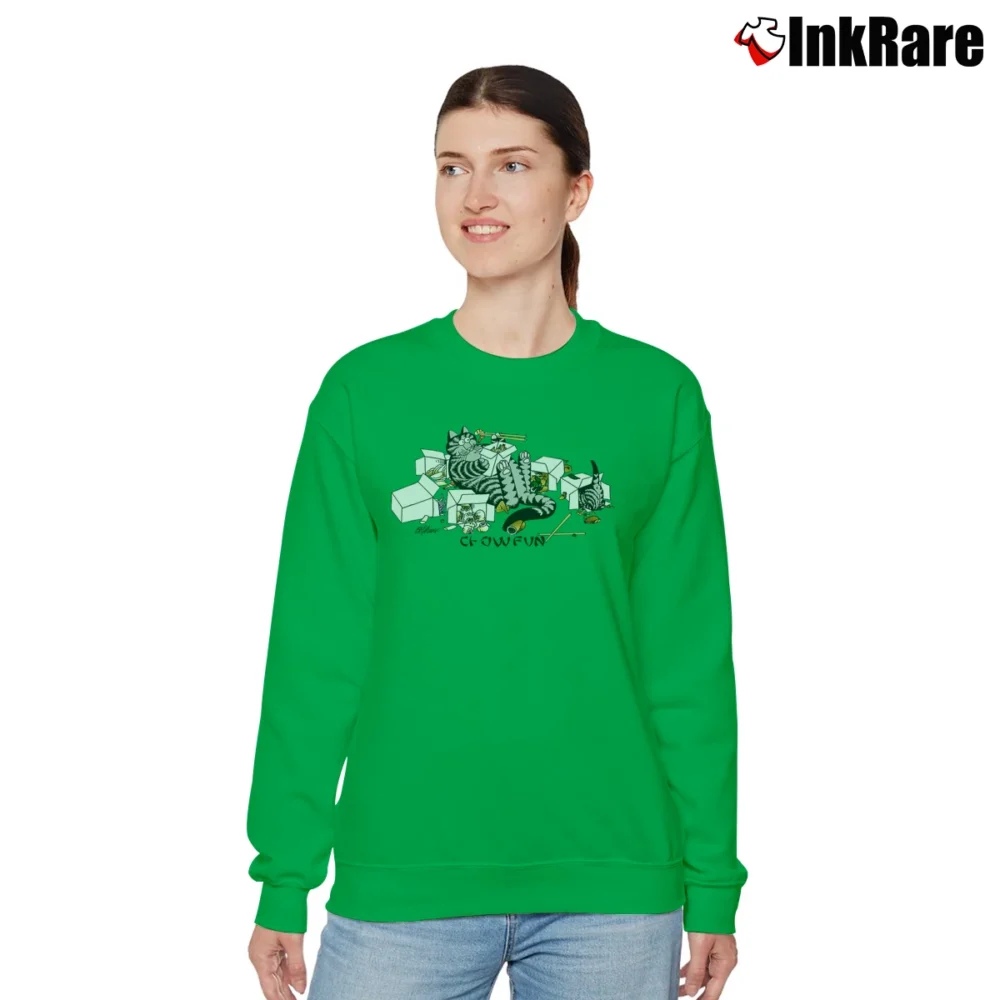 Women’s 1980s Blue Kliban Chow Fun Cat Relaxed Sweatshirt in irish green | Soft, Laid-Back Vibe