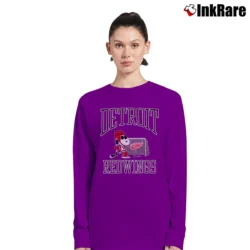 Women’s 1980s Detroit Red Wings Snoopy Hockey Long-Sleeve Top in purple | Sleek, Versatile, All-Season