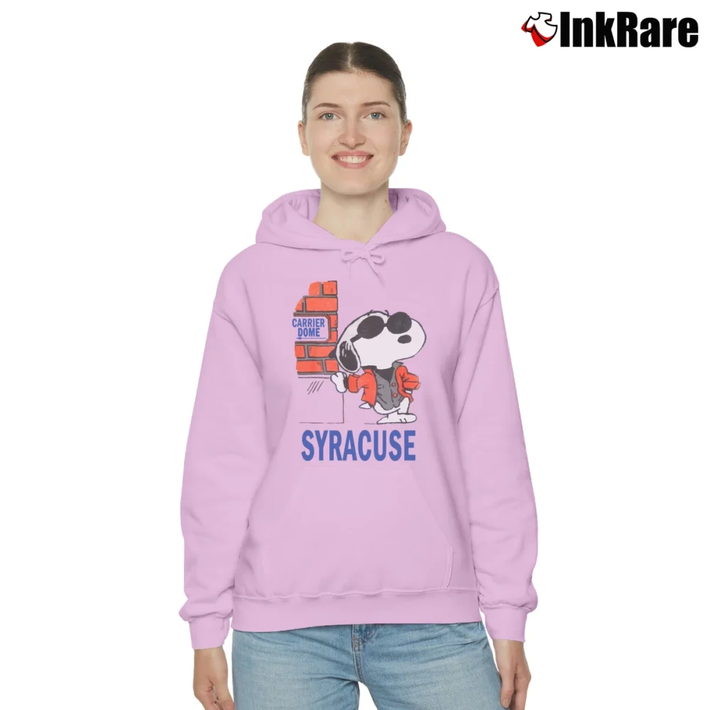 Women’s 1980s Syracuse University Snoopy Cozy Hoodie in light pink | Warm, Structured, Stylish
