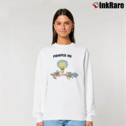 Women’s 1986 Looney Tunes Tweety Bird Relaxed Sweatshirt in white | Soft, Laid-Back Vibe