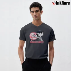 Men’s 1988 Yankees Fanatic Snoopy V-Neck Tee in charcoal | Sharp, Breathable, Everyday Staple