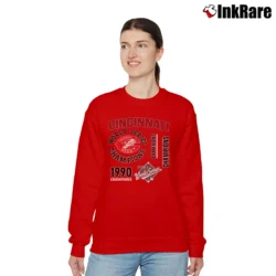 Women’s 1990 Cincinnati Reds World Series Relaxed Sweatshirt in red | Soft, Laid-Back Vibe