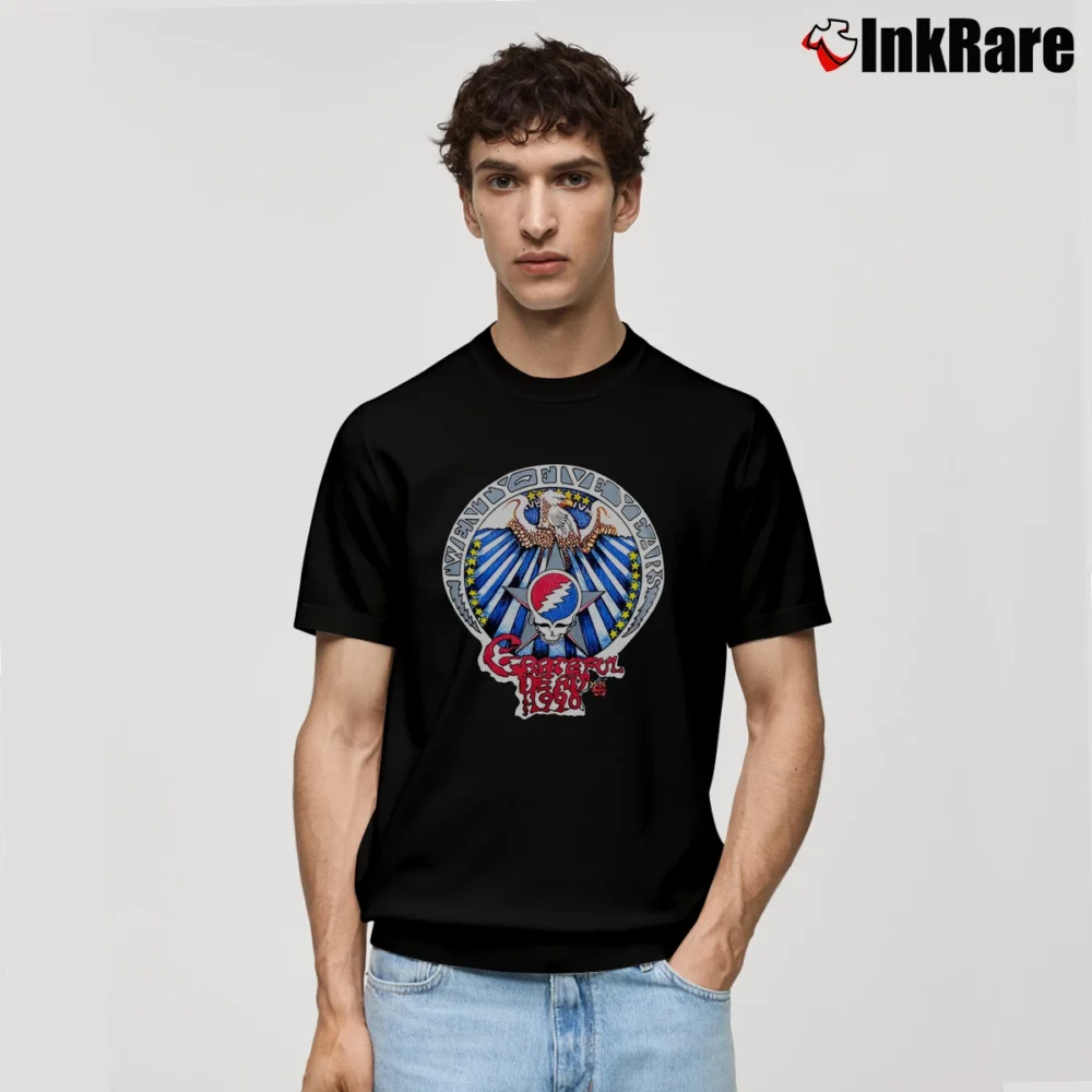 Men’s 1990 Grateful Dead 25 Year Classic T-Shirt in black | Soft, Breathable Everyday Wear
