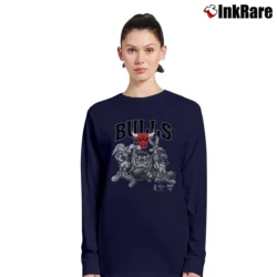 Women’s 1990s Chicago Bulls Looney Tunes Long-Sleeve Top in navy | Sleek, Versatile, All-Season
