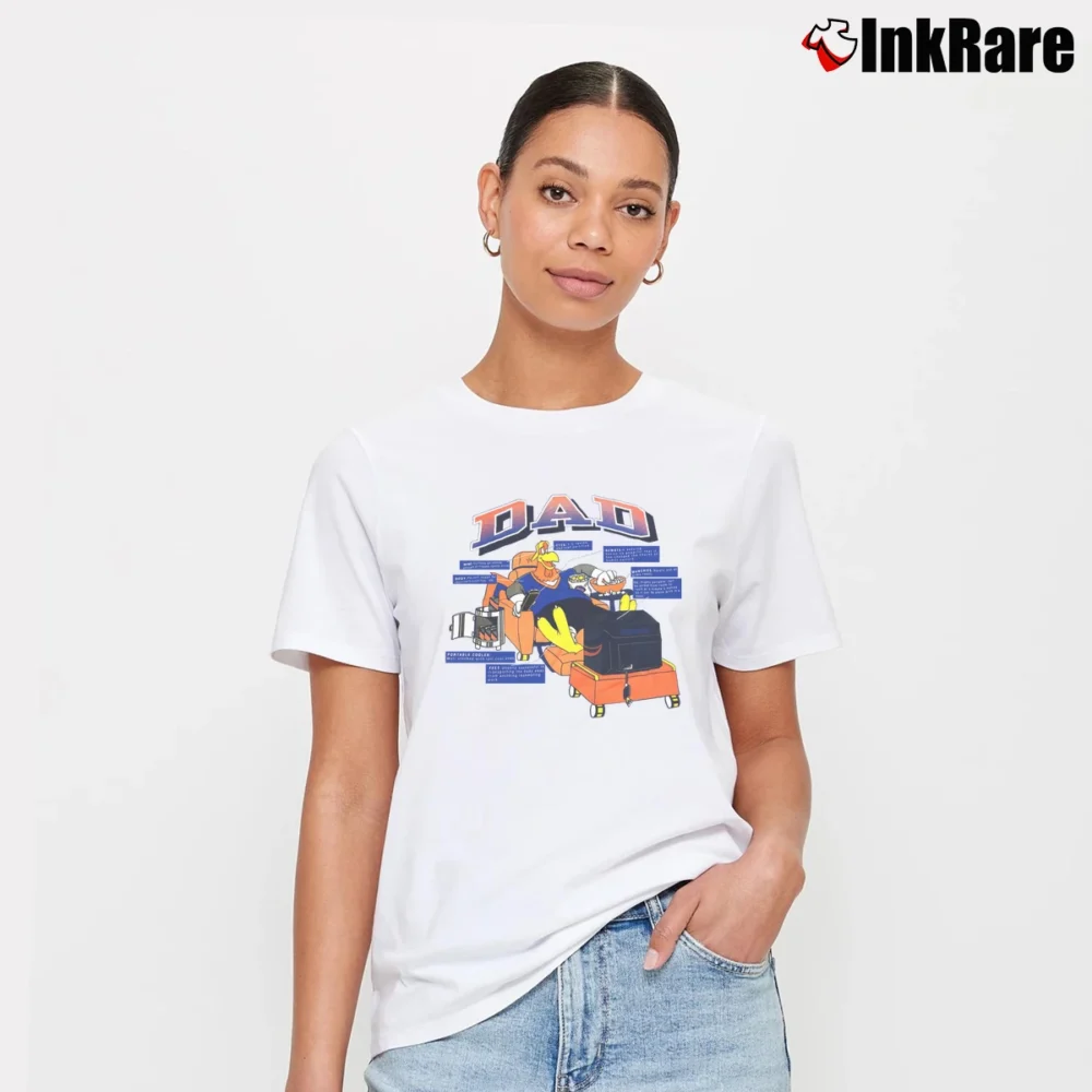Women’s 1990s Father's Day Looney Tunes Foghorn Leghorn Signature T-Shirt in white | Soft, Flattering Fit