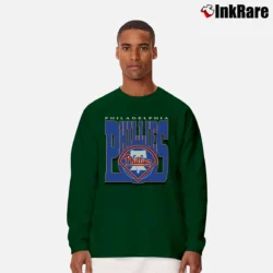 Men’s 1990s Philadelphia Phillies Red Graphic Fan Long-Sleeve Shirt in forest green | Sleek, Lightweight, Year-Round Wear