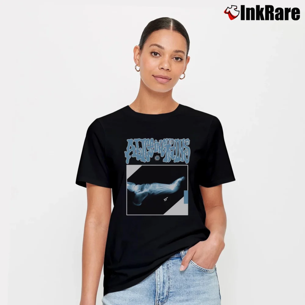 Women’s 1992 Alice In Chains Broken Foot X - ray Layne Staley Signature T-Shirt in black | Soft, Flattering Fit
