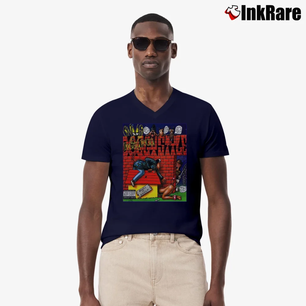 Men’s 1993 Doggystyle Snoop Dogg V-Neck Tee in navy | Sharp, Breathable, Everyday Staple