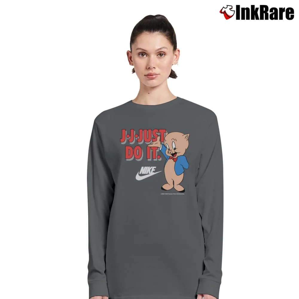 Women’s 1993 Porky Pig Looney Tunes Just Do It Long-Sleeve Top in charcoal | Sleek, Versatile, All-Season