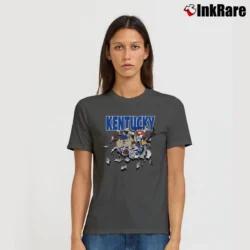 Women’s 1994 University Of Kentucky Looney Tunes Sweatshirt Signature T-Shirt in charcoal | Soft, Flattering Fit