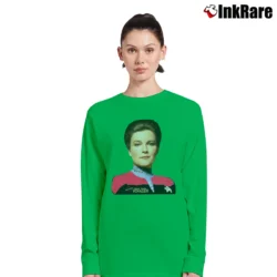 Women’s 1995 Star Trek Captain Kathryn Janeway Sci Fi Graphic Long-Sleeve Top in irish green | Sleek, Versatile, All-Season
