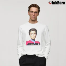 Men’s 1995 Star Trek Captain Kathryn Janeway Sci Fi Graphic Long-Sleeve Shirt in white | Sleek, Lightweight, Year-Round Wear