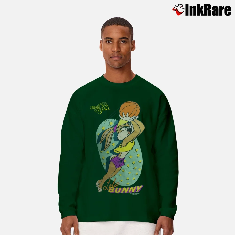 Men’s 1996 Lola Bunny Space Jam Looney Tunes Long-Sleeve Shirt in forest green | Sleek, Lightweight, Year-Round Wear