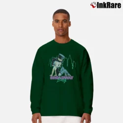 Men’s 1997 Betty Boop Broadway Showgirl New York Long-Sleeve Shirt in forest green | Sleek, Lightweight, Year-Round Wear