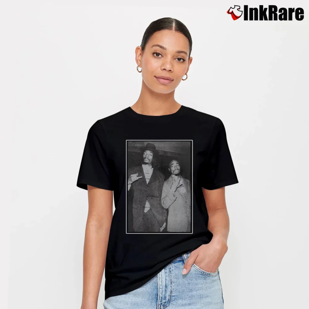 Women’s 2pac Snoop Doggy Dogg Tupac Shakur Westside Hip Hop Rap Signature T-Shirt in black | Soft, Flattering Fit