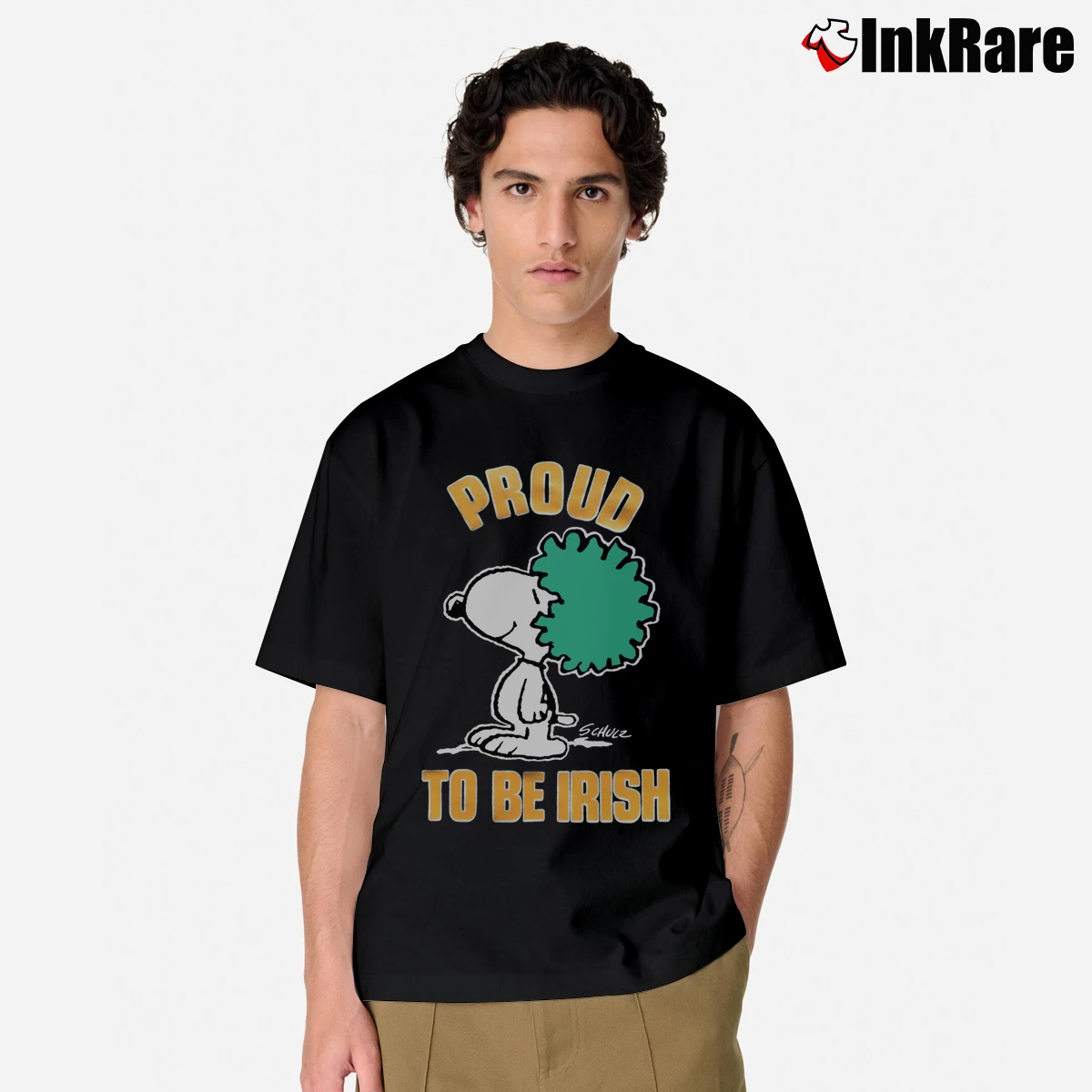 70s 80s Snoopy Proud To Be Irish Men’s Classic Tee in black – Premium Comfort Men’s 70s 80s Snoopy Proud To Be Irish Classic T-Shirt in black | Soft, Breathable Everyday Wear