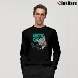 Men’s 80s 90s Arctic Cat Ripping Up The Competition Long-Sleeve Shirt in black | Sleek, Lightweight, Year-Round Wear