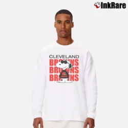 Men’s 80s Cleveland Browns Snoopy NFL Football Long-Sleeve Shirt in white | Sleek, Lightweight, Year-Round Wear