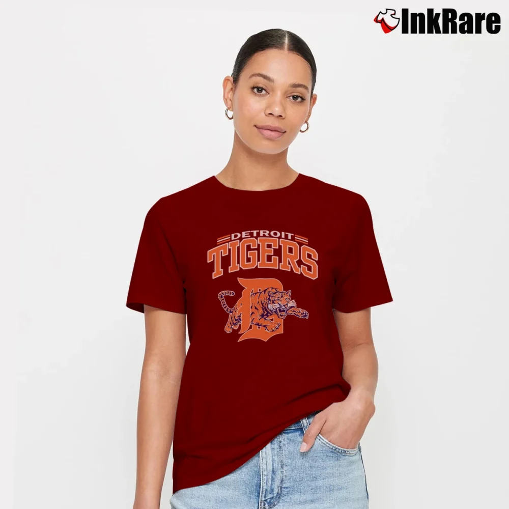 Women’s 80s Detroit Tigers Mascot MLB Baseball Signature T-Shirt in maroon | Soft, Flattering Fit