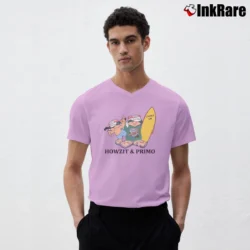 Men’s 80s Primo Beer Mascots Howzit Surfer Classic V-Neck Tee in light pink | Sharp, Breathable, Everyday Staple