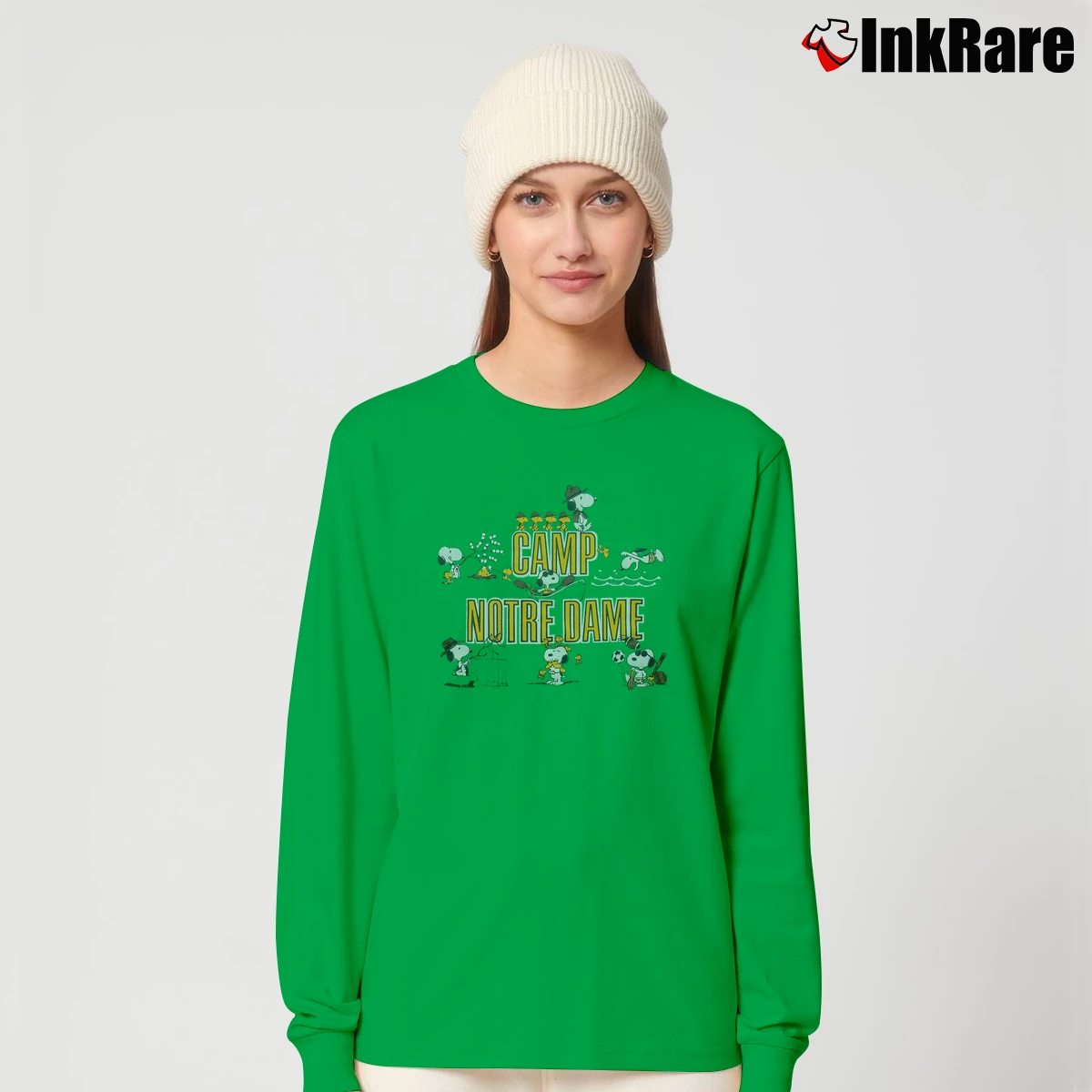 80s Vintage Camp Notre Dame Snoopy Women’s Long-Sleeve Top in irish green – Effortless Layer Women’s 80s Vintage Camp Notre Dame Snoopy Long-Sleeve Top in irish green | Sleek, Versatile, All-Season