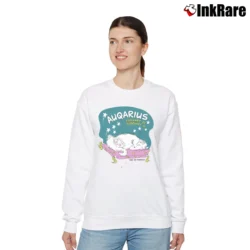 Women’s 90s Aquarius Wet My Whistle Cat Night Gown White Relaxed Sweatshirt in white | Soft, Laid-Back Vibe