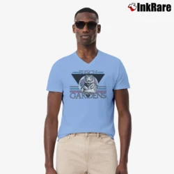 Men’s 90s Busch Gardens Snow Tiger Graphic V-Neck Tee in light blue | Sharp, Breathable, Everyday Staple