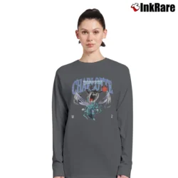 Women’s 90s Charlotte Hornets NBA Looney Tunes Basketball Long-Sleeve Top in charcoal | Sleek, Versatile, All-Season
