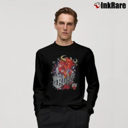 Men’s 90s Chicago Bulls Mascot Graphic Long-Sleeve Shirt in black | Sleek, Lightweight, Year-Round Wear