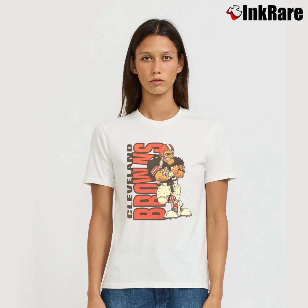 Women’s 90s Cleveland Browns T-Shirt in white | Soft, Flattering Fit