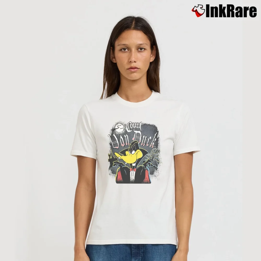 Women’s 90s Daffy Duck Dracula Vampire Halloween Looney Tunes Signature T-Shirt in white | Soft, Flattering Fit
