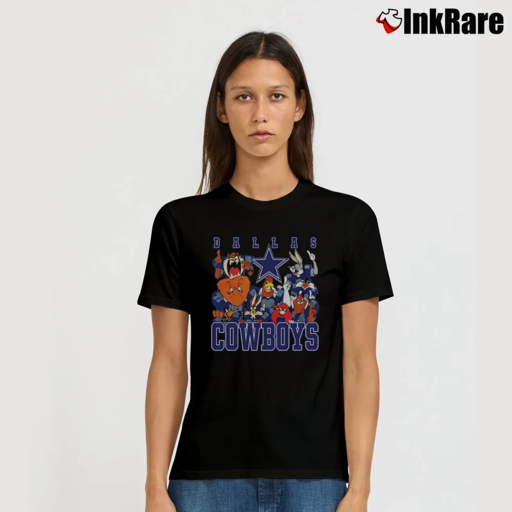 Women’s 90s Dallas Cowboys Bugs Bunny Taz Looney Tunes Signature T-Shirt in black | Soft, Flattering Fit
