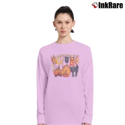 Women’s 90s Halloween Pumpkin Black Cat Long-Sleeve Top in light pink | Sleek, Versatile, All-Season