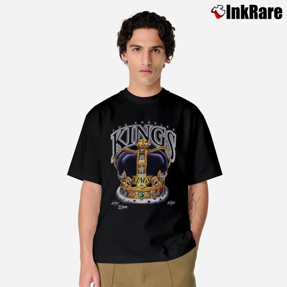 Men’s 90s Los Angeles Kings Crown Salem Logo Classic T-Shirt in black | Soft, Breathable Everyday Wear