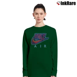Women’s 90s Nike Air Swoosh Big Logo Long-Sleeve Top in forest green | Sleek, Versatile, All-Season