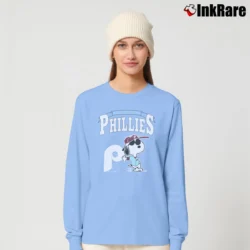 Women’s 90s Philadelphia Phillies Snoopy Peanuts Big Logo Long-Sleeve Top in light blue | Sleek, Versatile, All-Season