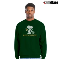Men’s 90s Snoopy Peanuts Mankato State Crewneck Sweatshirt in forest green | Cozy Fabric, Clean Style