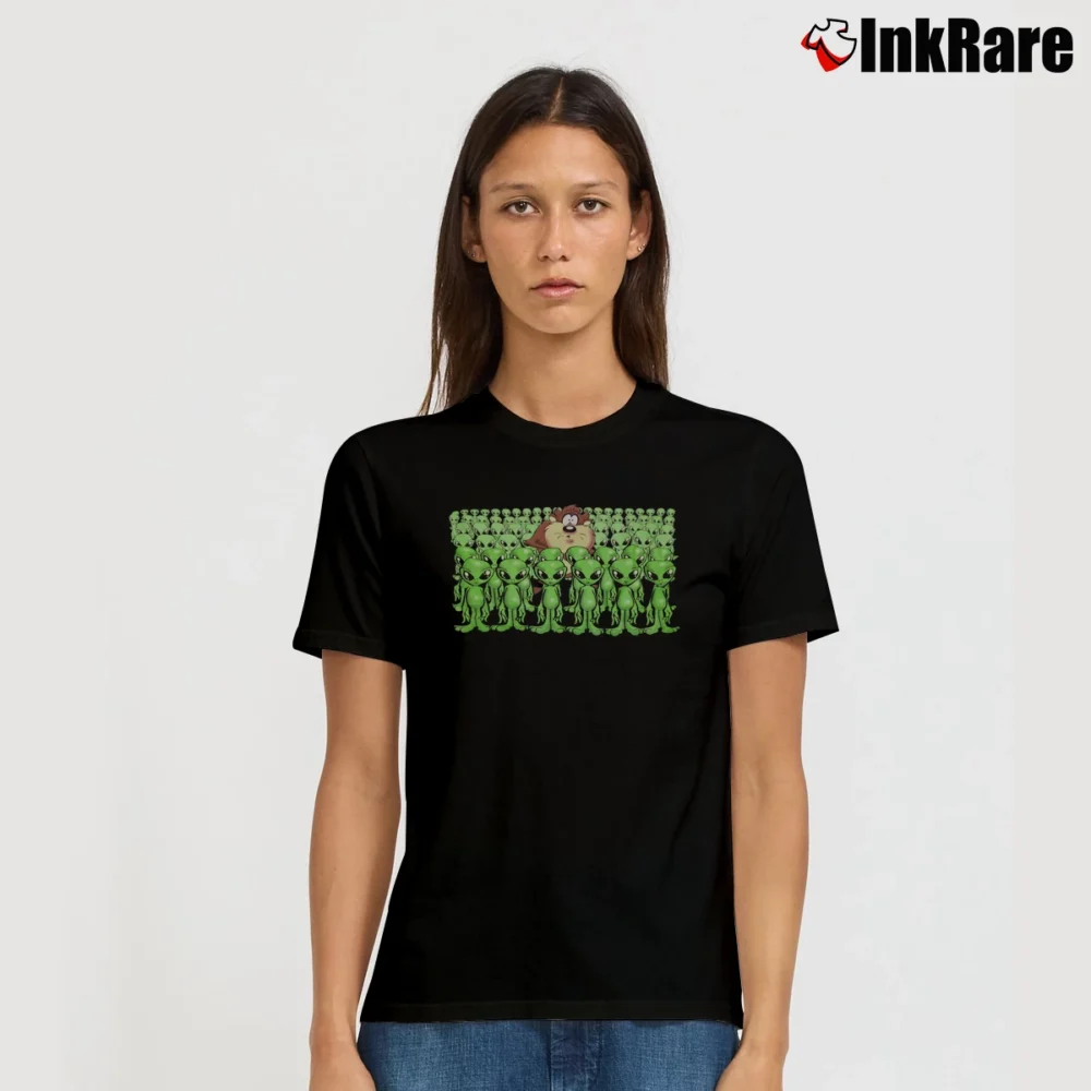 Women’s 90s Tasmanian Devil Alien UFO Looney Tunes Signature T-Shirt in black | Soft, Flattering Fit