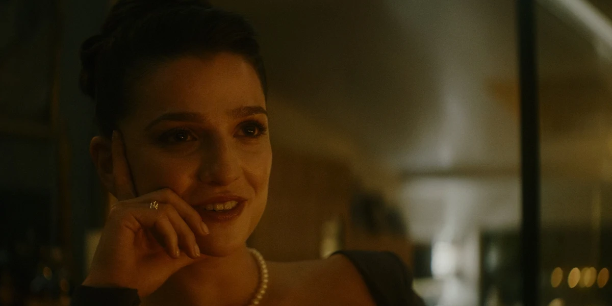 Clarissa Dubose (Marisa Abela) in Black Bag Movie