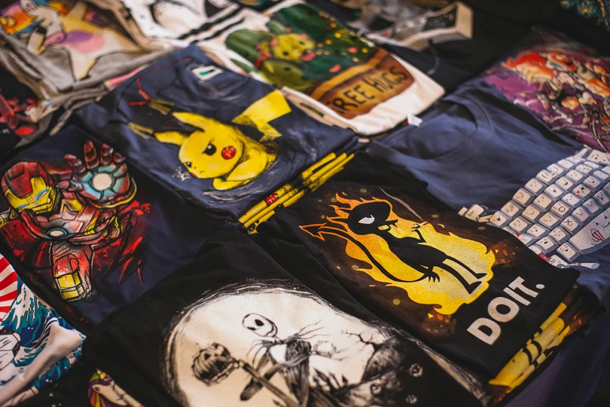 Complete Guide To Unisex Graphic T Shirts