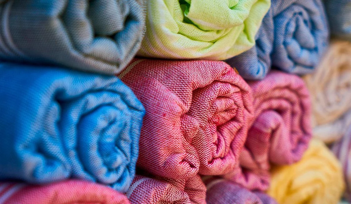 Finding the Best Fabric for Graphic T-Shirts
