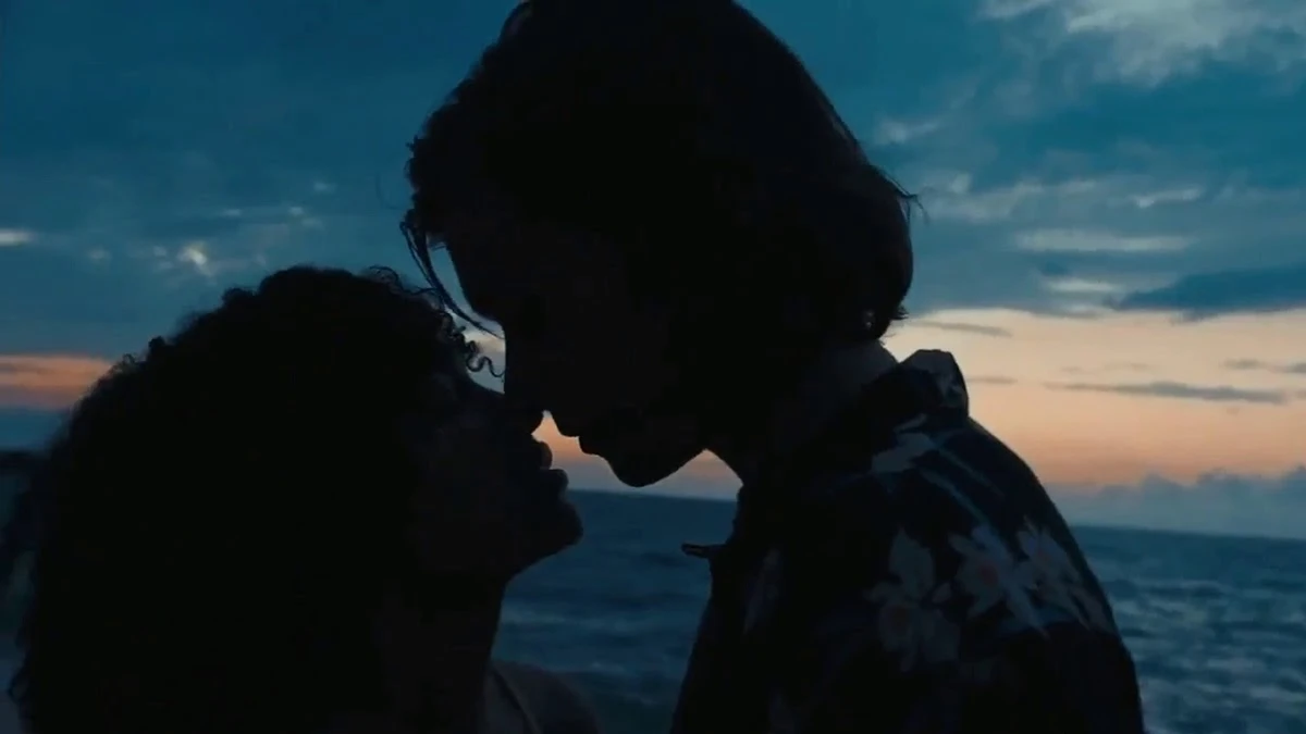 Ocean Eyes of Billie Eilish In Everything Everything Movie