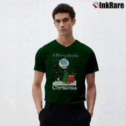 Men’s A Merry Heels Christmas North Carolina Tar Heels Snoopy Christmas V-Neck Tee in forest green | Sharp, Breathable, Everyday Staple