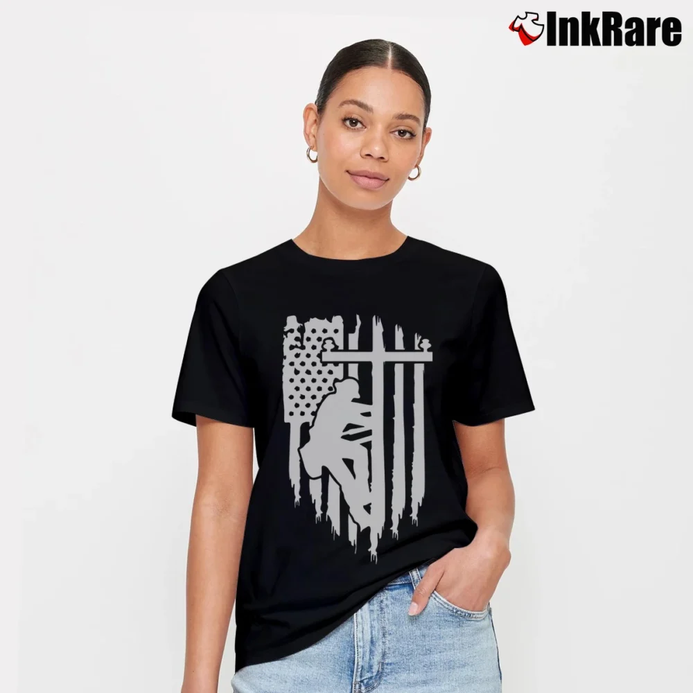 Women’s American Flag Lineman Sport Signature T-Shirt in black | Soft, Flattering Fit