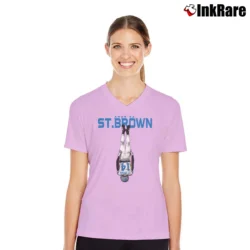 Women’s Amon Ra St Brown Headstand Celebration V-Neck Tee in light pink | Chic Neckline, Soft Texture