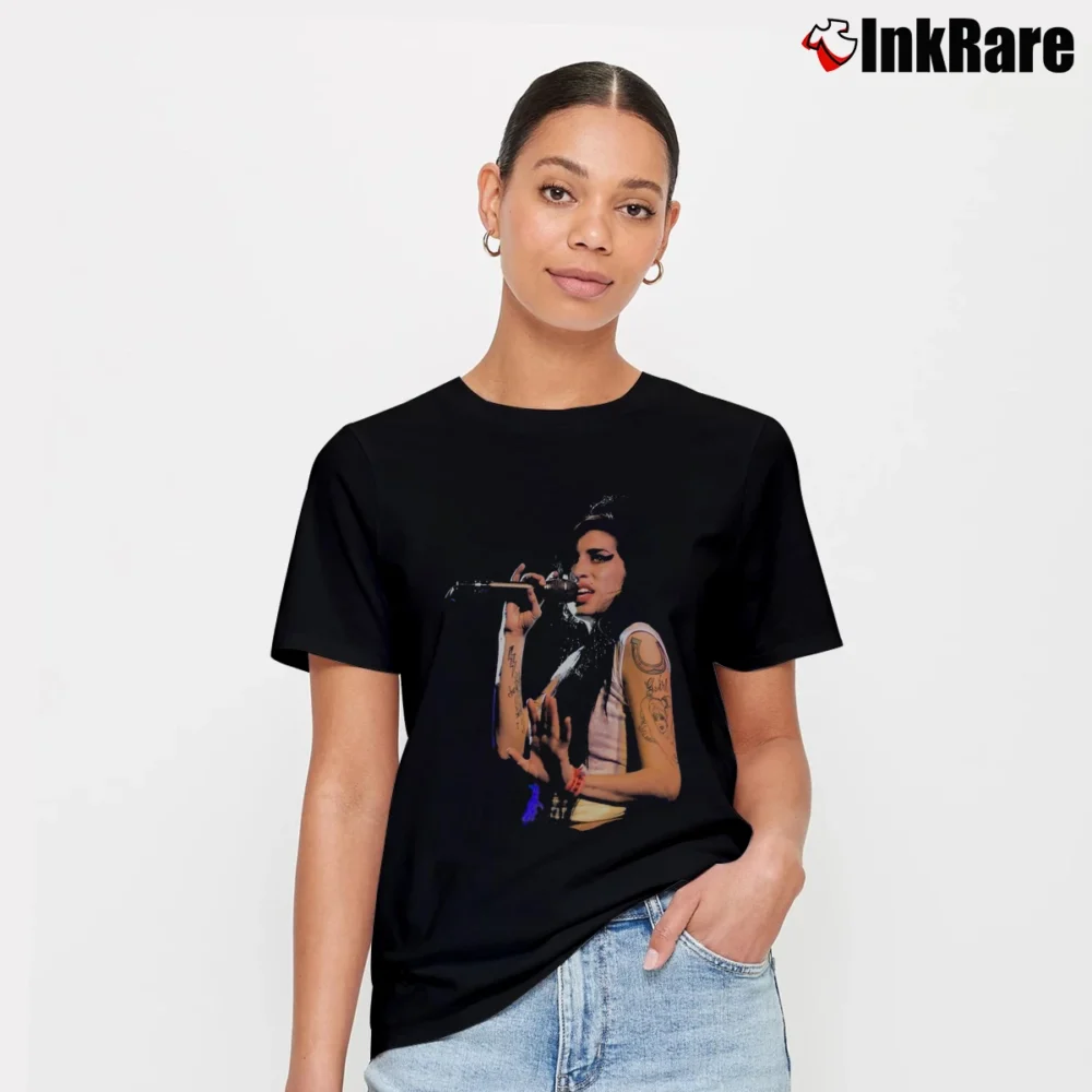 Women’s Amy Winehouse Music Icon Graphic Signature T-Shirt in black | Soft, Flattering Fit